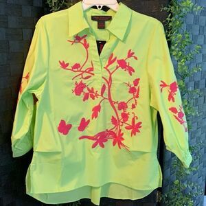 Pleats Collection Size Small yellow 3/4 sleeve top with embroidery detail